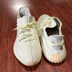 Yeezy 350 V2 butter